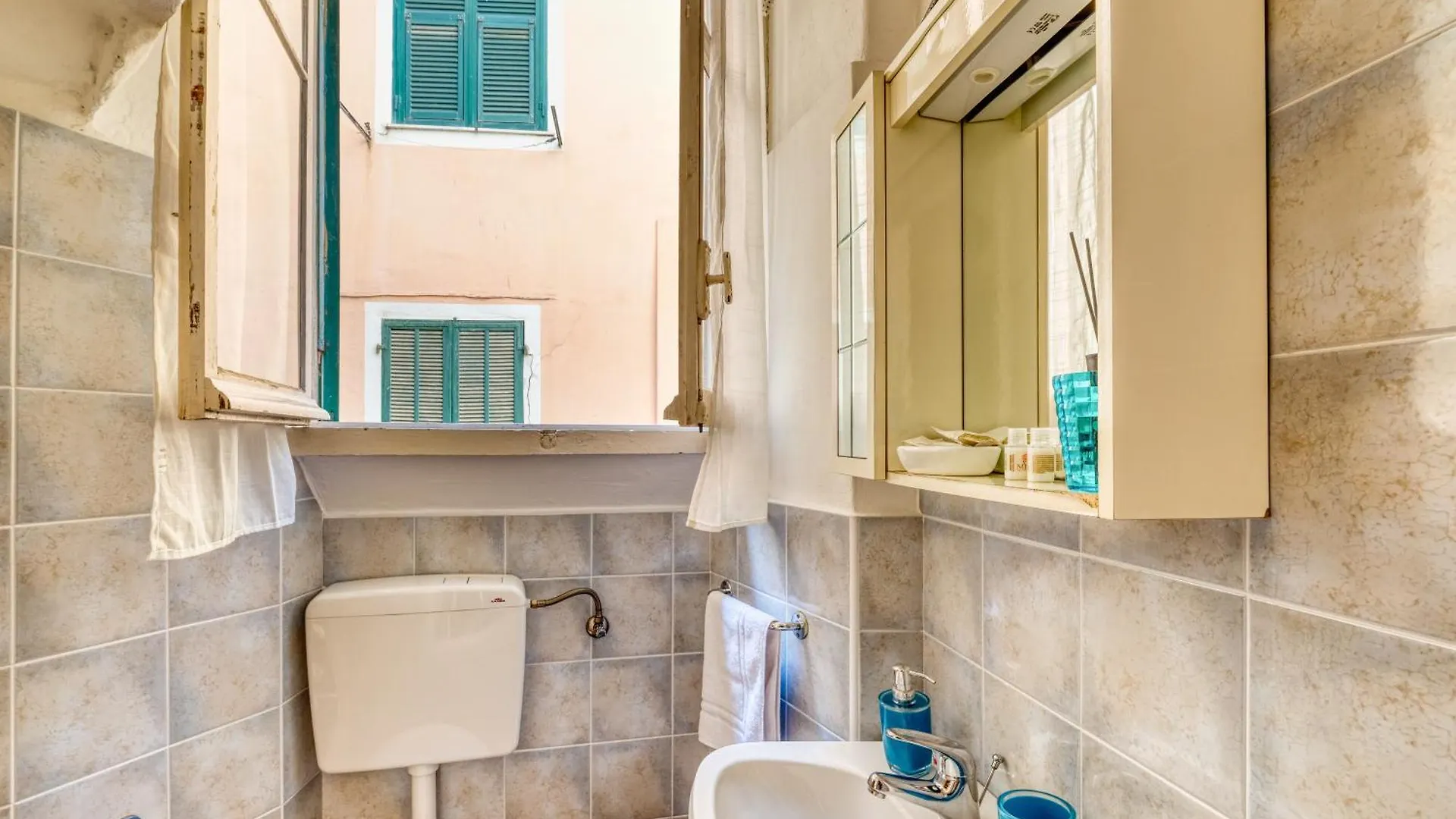 Mini Accommodation In Sanremo Liguria